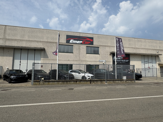 dealer showroom